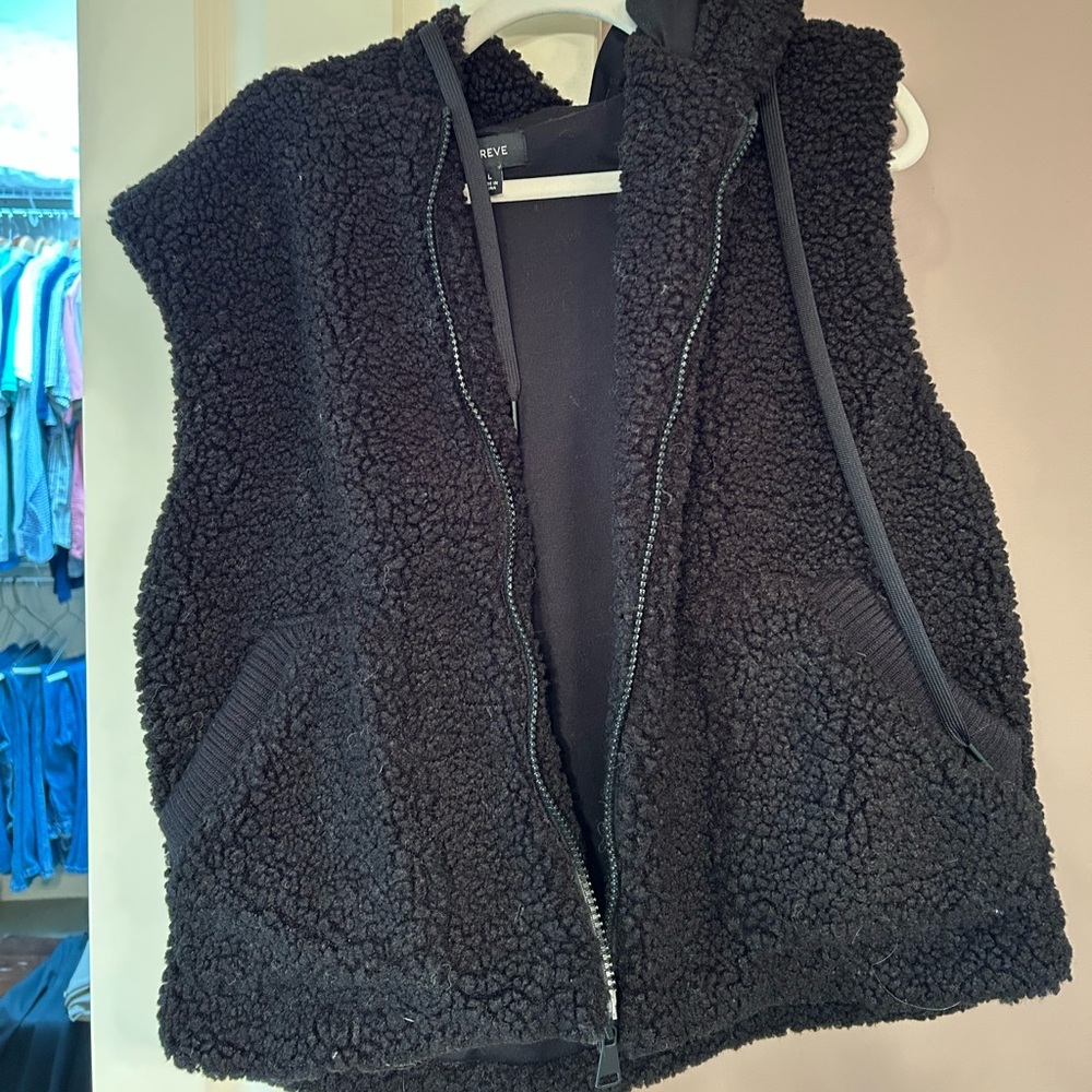 Evereve Classic Black Outerwear